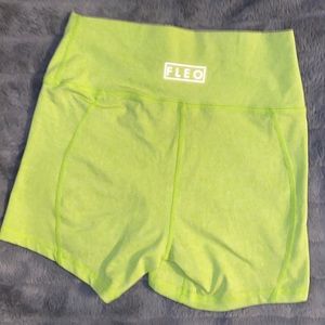 Fleo medium high rise 4inch contour lime